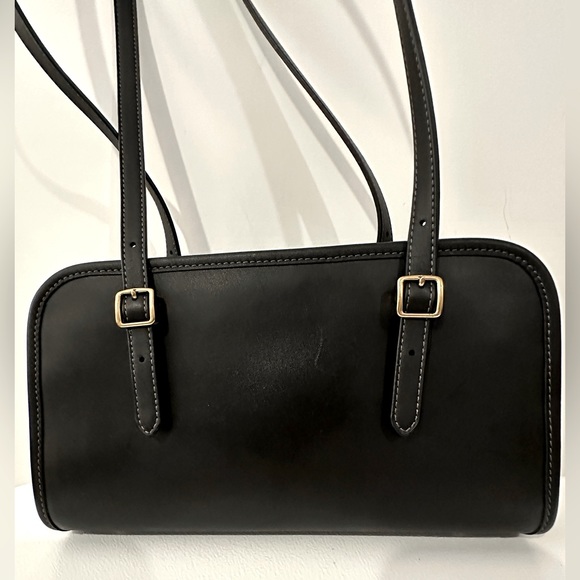 Coach Bags Coach Swing Zip Shoulder Bag Black 223 Edition Poshmark